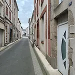 Duplex En Centre-ville Proche Du Puy-du-fouu