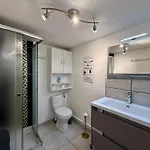 Duplex En Centre-ville Proche Du Puy-du-fouu Cholet