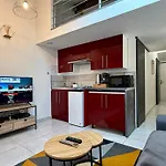 Duplex En Centre-ville Proche Du Puy-du-fouu Apartment *